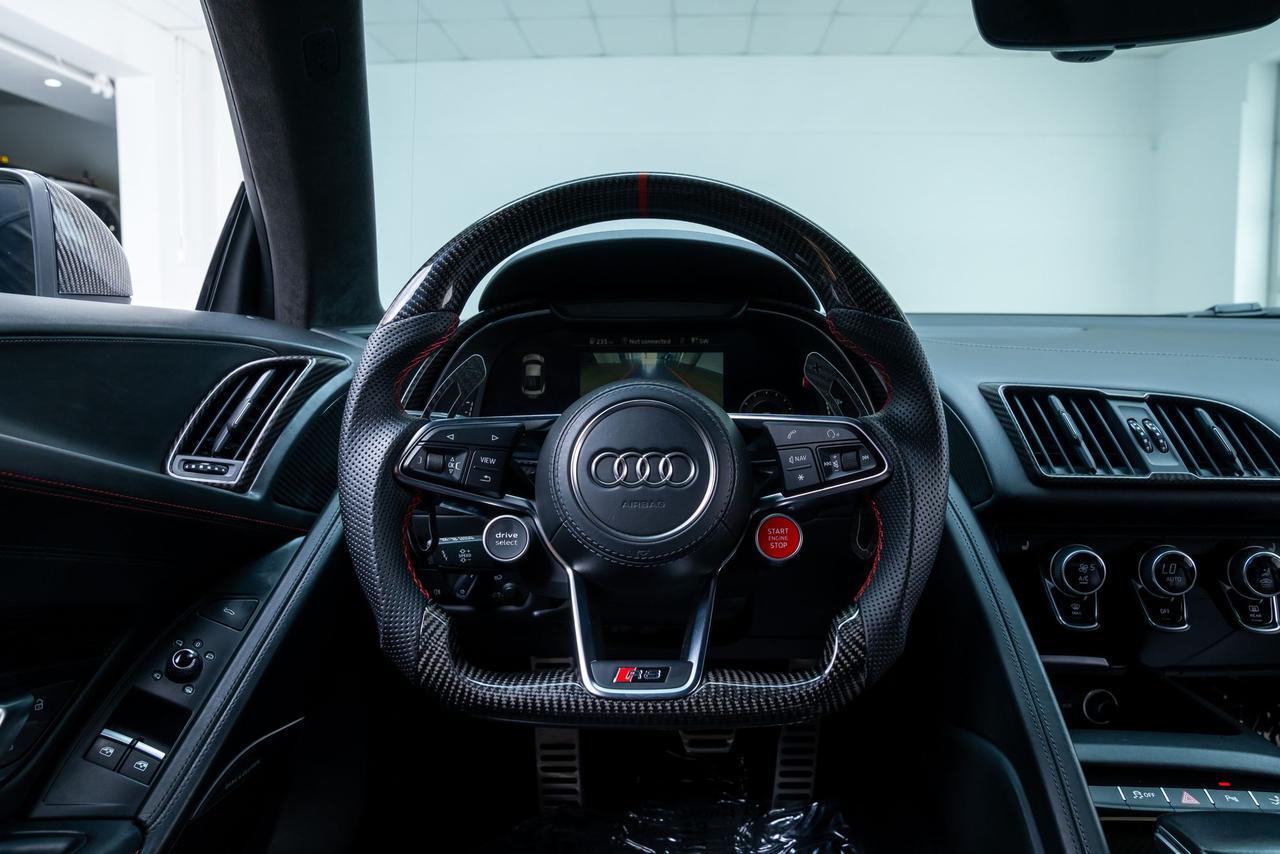 2017 Audi R8 5.2 Full OEM GT4 Aero Kit / Front Lift System Portland OR