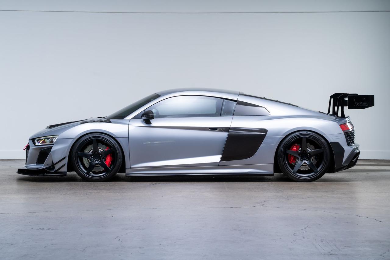 2017 Audi R8 5.2 Full OEM GT4 Aero Kit / Front Lift System Portland OR