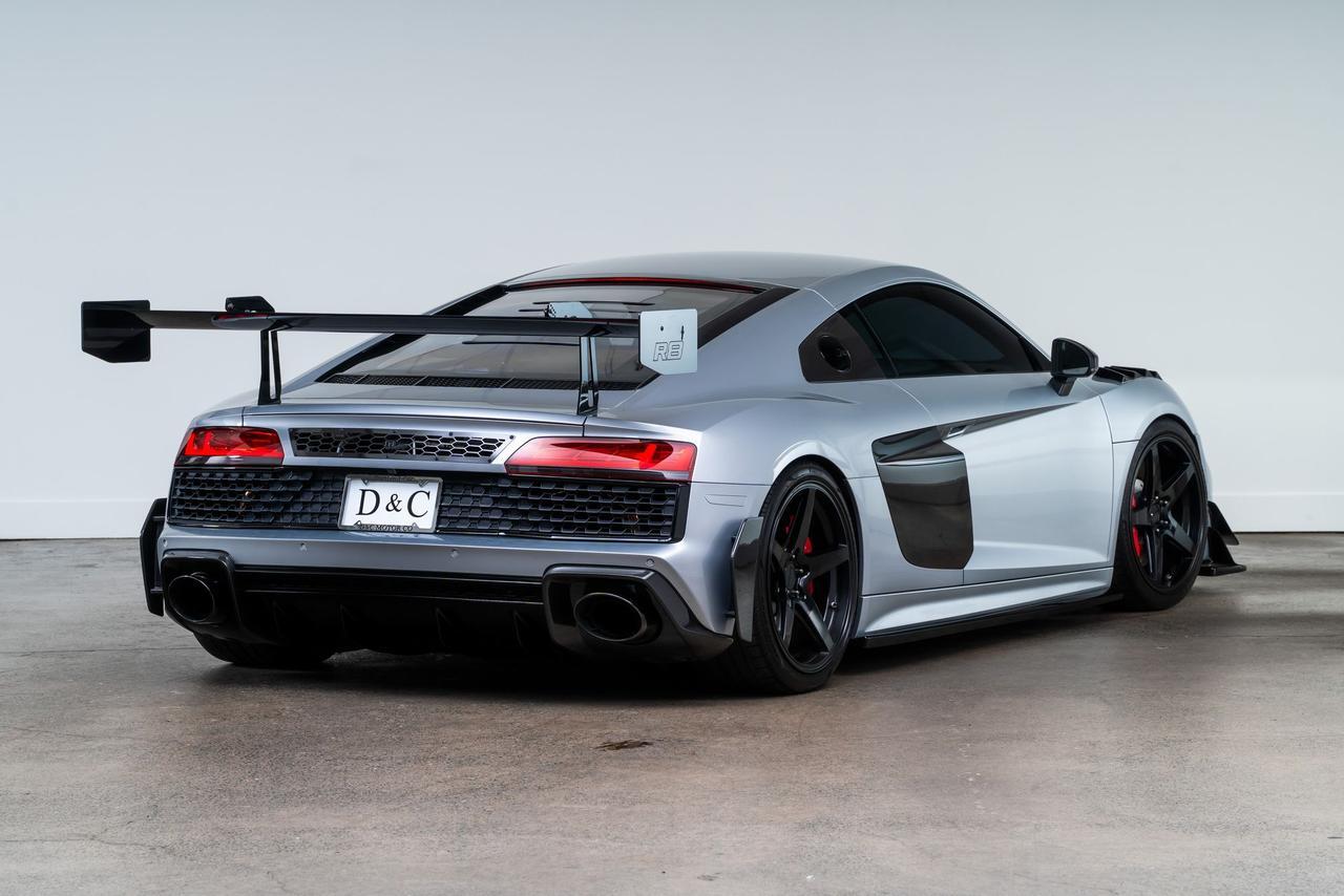 2017 Audi R8 5.2 Full OEM GT4 Aero Kit / Front Lift System Portland OR