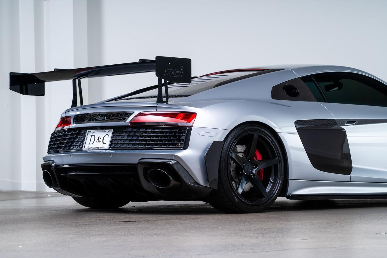 2017 Audi R8 5.2 Full OEM GT4 Aero Kit / Front Lift System Portland OR