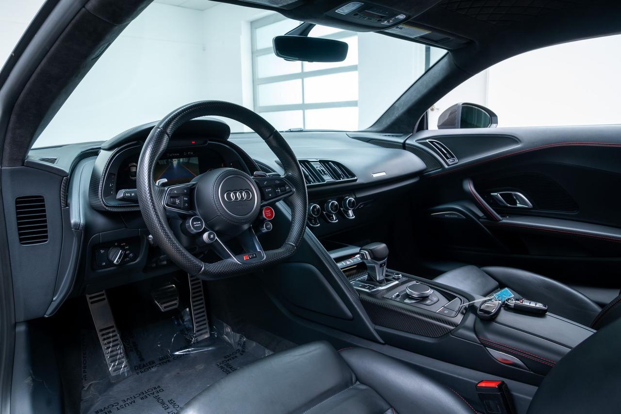 2017 Audi R8 5.2 Plus Diamond Stitch Leather Package Wheel Package Portland OR