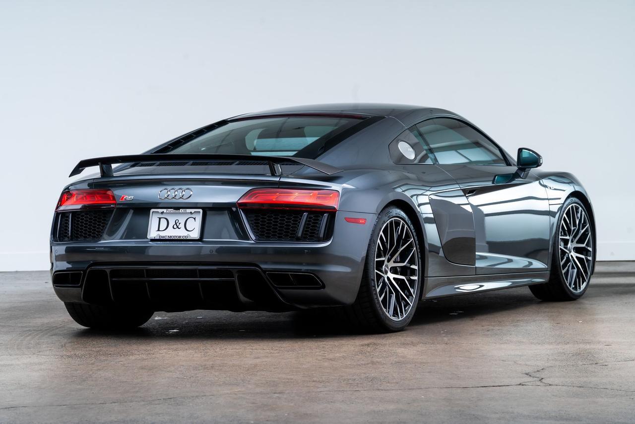2017 Audi R8 5.2 Plus Diamond Stitch Leather Package Wheel Package Portland OR