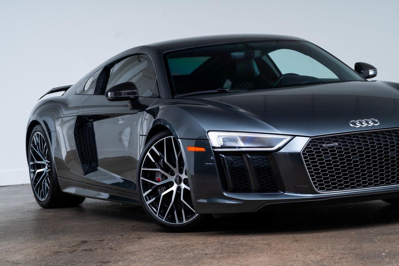 2017 Audi R8 5.2 Plus Diamond Stitch Leather Package Wheel Package Portland OR