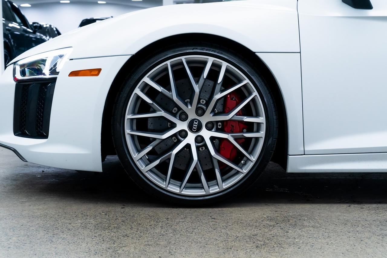 2017 Audi R8 5.2 Plus PPF Diamond Stitch Leather Dynamic Steering Portland OR