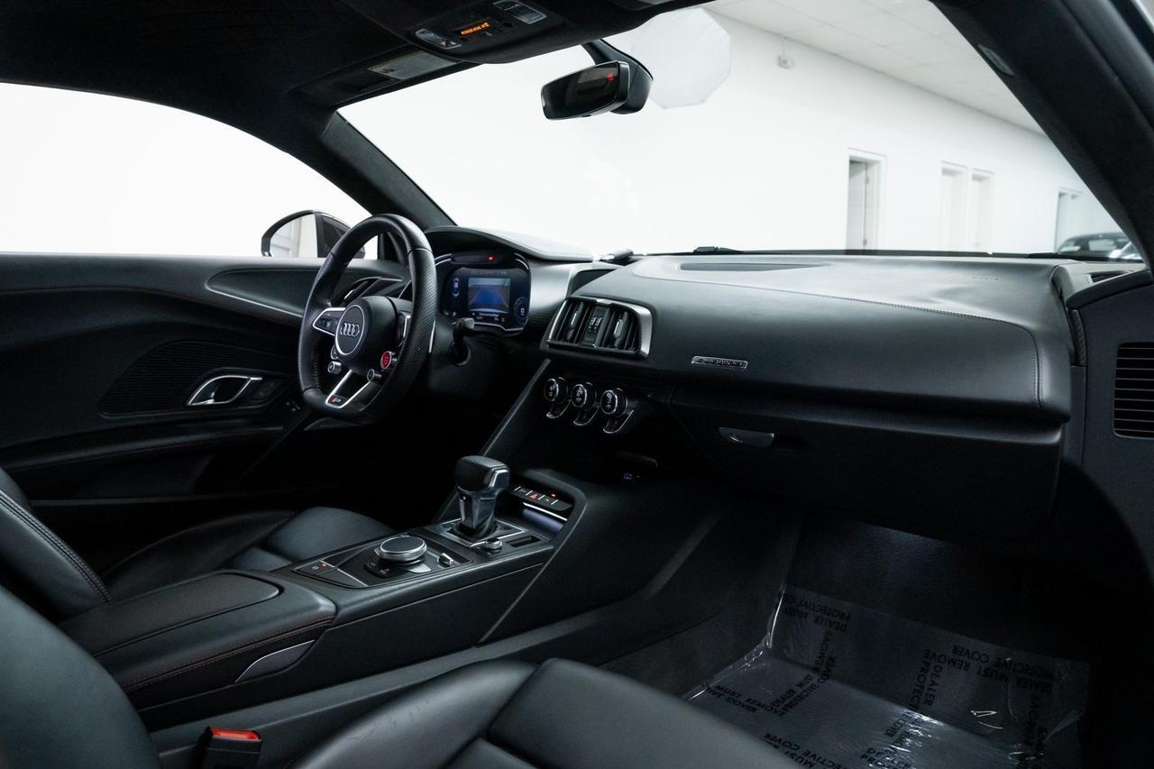 2017 Audi R8 5.2 Plus PPF Diamond Stitch Leather Dynamic Steering Portland OR