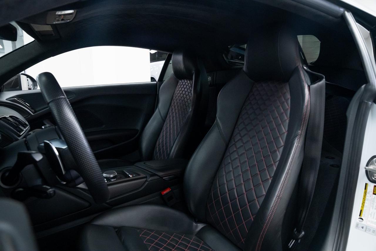 2017 Audi R8 5.2 Plus PPF Diamond Stitch Leather Dynamic Steering Portland OR