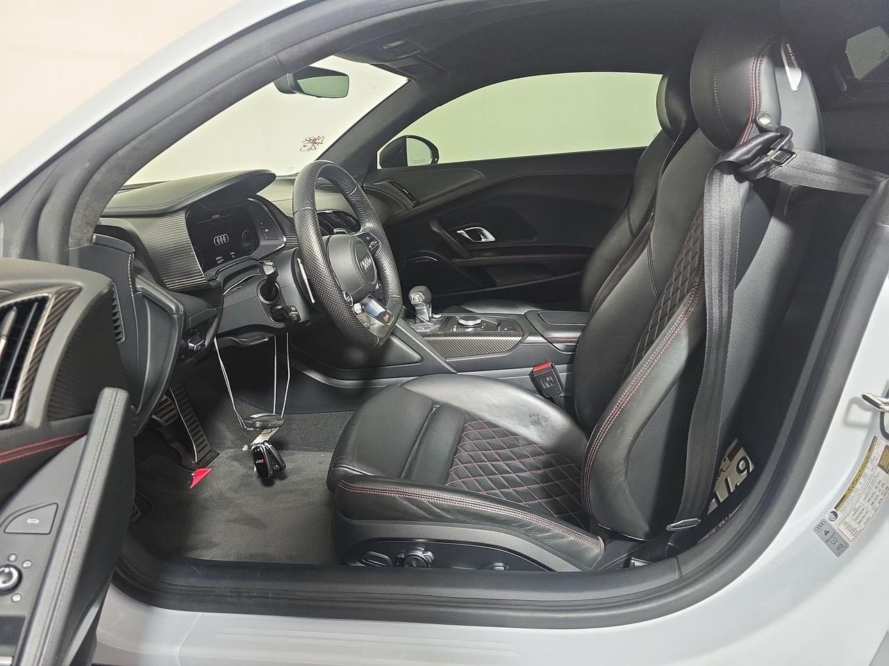 2017 Audi R8 5.2 Plus quattro Diamond Stitch Leather Dynamic Steering Portland OR