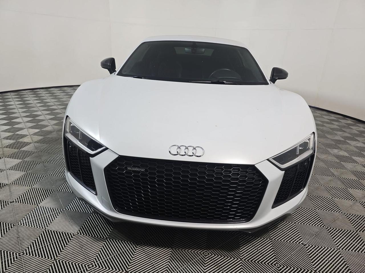 2017 Audi R8 5.2 Plus quattro Diamond Stitch Leather Dynamic Steering Portland OR