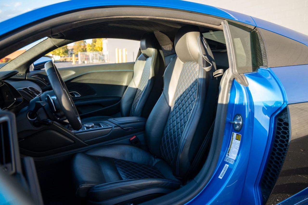 2017 Audi R8 V10 plus Coupe 2D St. Louis MO