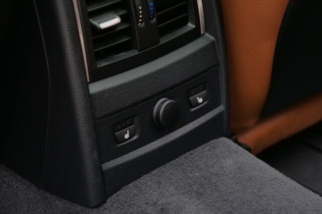 2017 BMW 330i xDrive Gran Turismo / Technology PKG / Cold Weather PKG! High Point NC