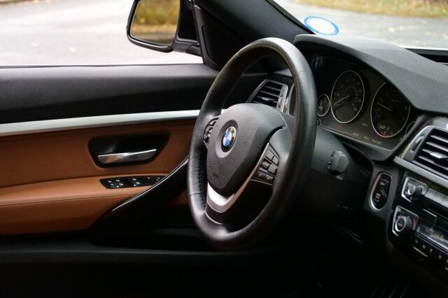 2017 BMW 330i xDrive Gran Turismo / Technology PKG / Cold Weather PKG! High Point NC