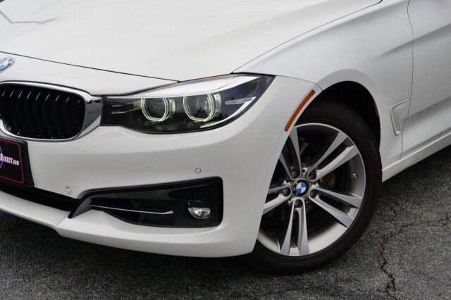 2017 BMW 330i xDrive Gran Turismo / Technology PKG / Cold Weather PKG! High Point NC