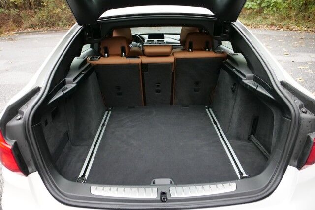 2017 BMW 330i xDrive Gran Turismo / Technology PKG / Cold Weather PKG! High Point NC