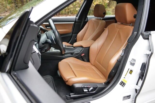 2017 BMW 330i xDrive Gran Turismo / Technology PKG / Cold Weather PKG! High Point NC