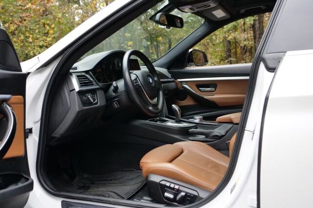 2017 BMW 330i xDrive Gran Turismo / Technology PKG / Cold Weather PKG! High Point NC