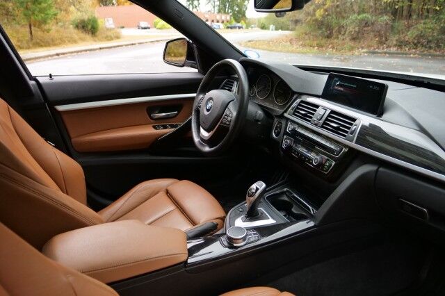 2017 BMW 330i xDrive Gran Turismo / Technology PKG / Cold Weather PKG! High Point NC