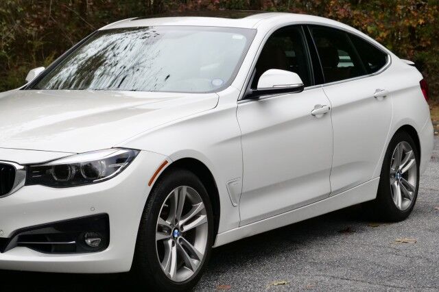 2017 BMW 330i xDrive Gran Turismo / Technology PKG / Cold Weather PKG! High Point NC