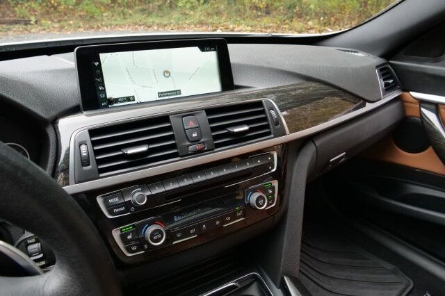 2017 BMW 330i xDrive Gran Turismo / Technology PKG / Cold Weather PKG! High Point NC