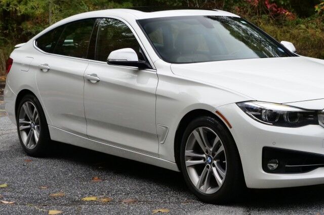 2017 BMW 330i xDrive Gran Turismo / Technology PKG / Cold Weather PKG! High Point NC