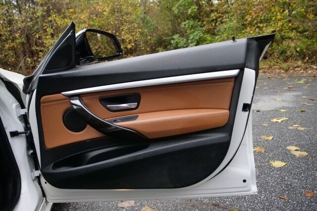 2017 BMW 330i xDrive Gran Turismo / Technology PKG / Cold Weather PKG! High Point NC