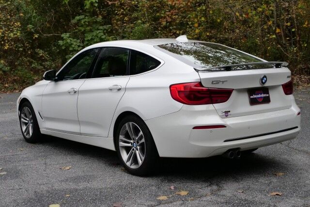 2017 BMW 330i xDrive Gran Turismo / Technology PKG / Cold Weather PKG! High Point NC