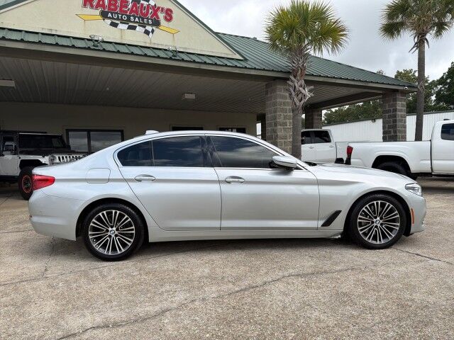 2017 BMW 5 Series 540i