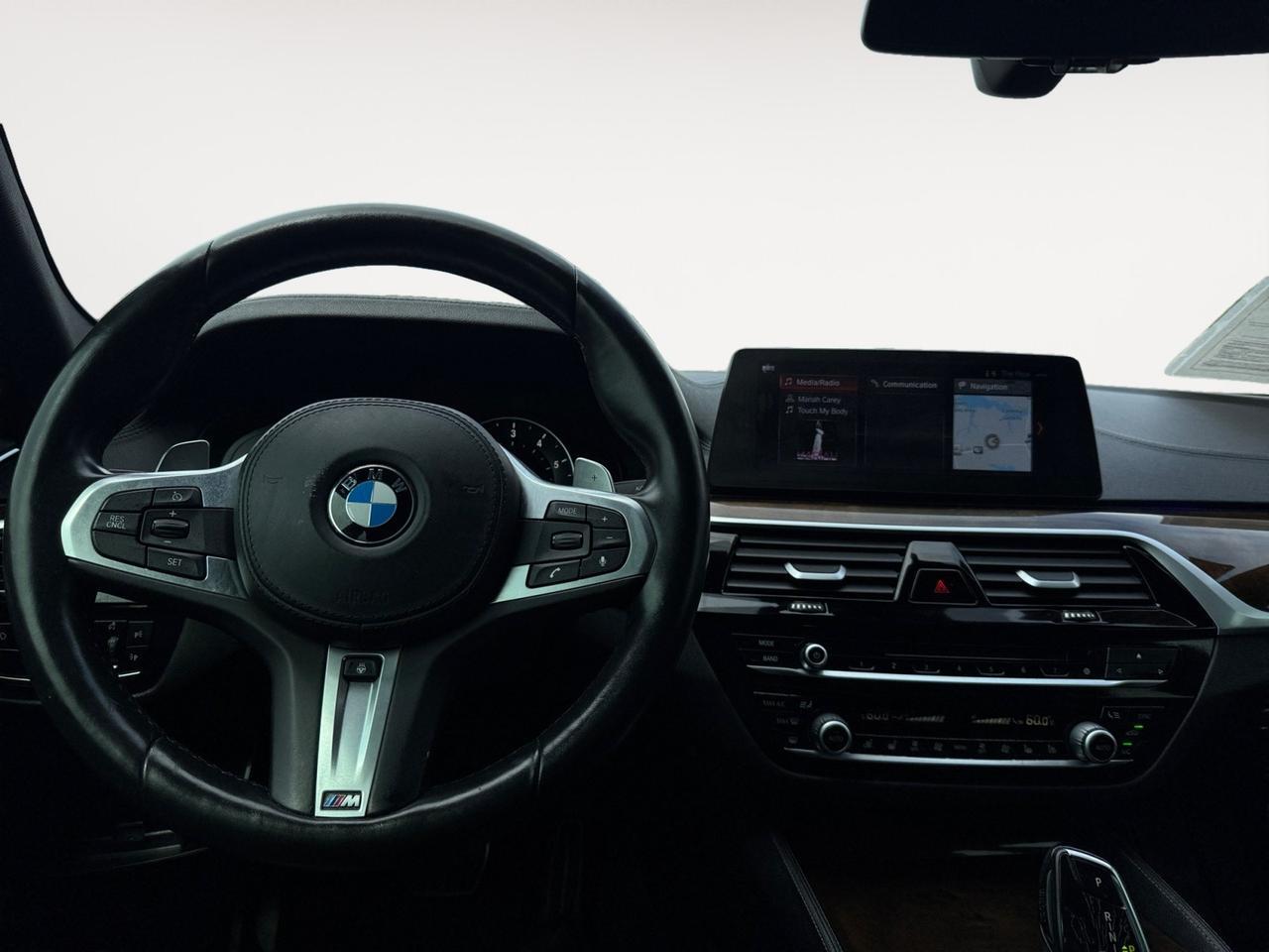 2017 BMW 5 Series 540i, MASSAGE SEATS, HEATED & COOLED SEATS, SUNROOF, HARMAN/KARDON SPEAKERS, KEYLESS START, APPLE CAR PLAY, NAVIGATION, CLEAN CARFAX, LUXURY AND STYLE- TAKE HOME YOUR DREAM CAR TODAY!!! Norfolk VA
