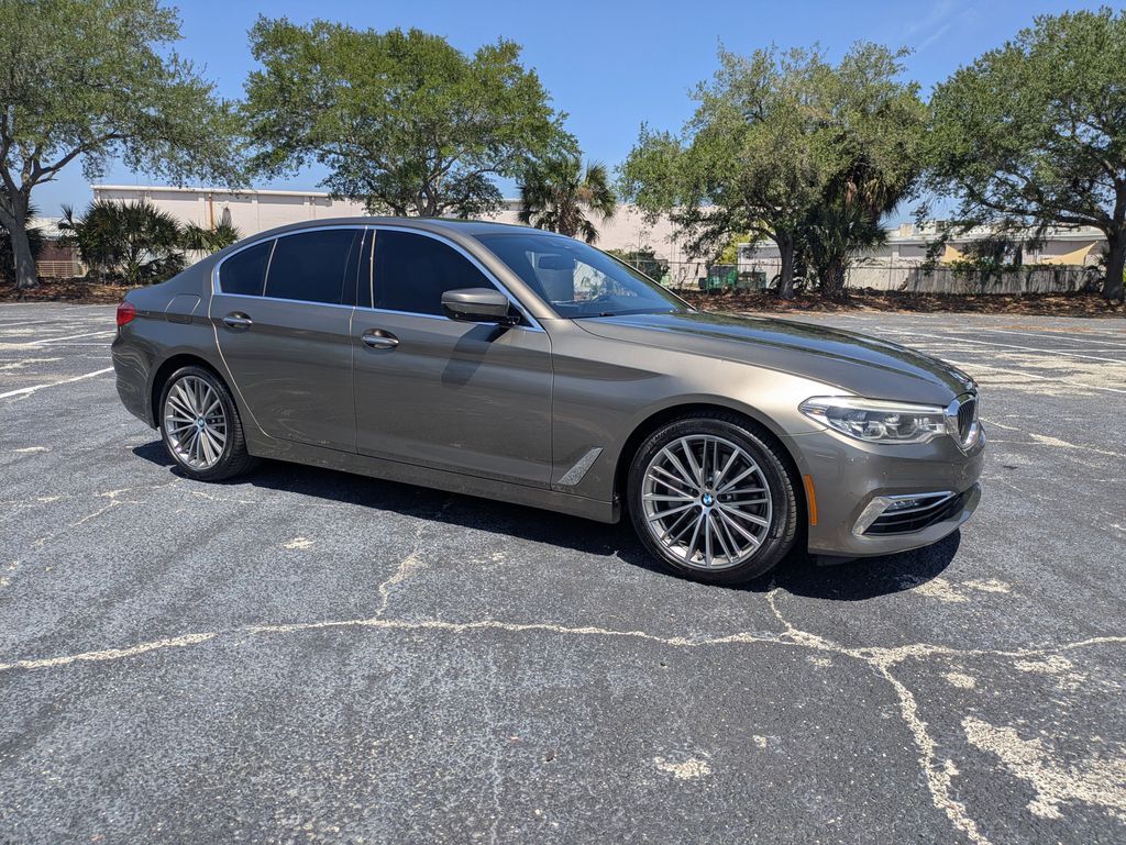 2017 BMW 5 Series 540i