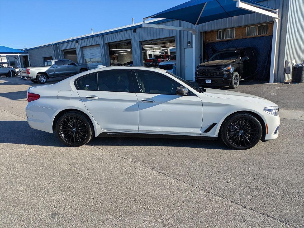 2017 BMW 5 Series 540i