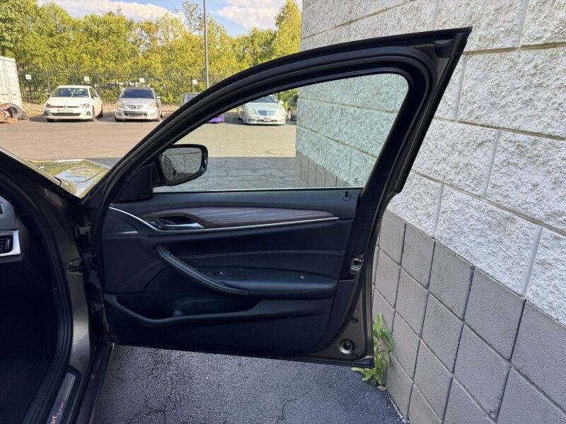 2017 BMW 540i 540i Willow Grove PA
