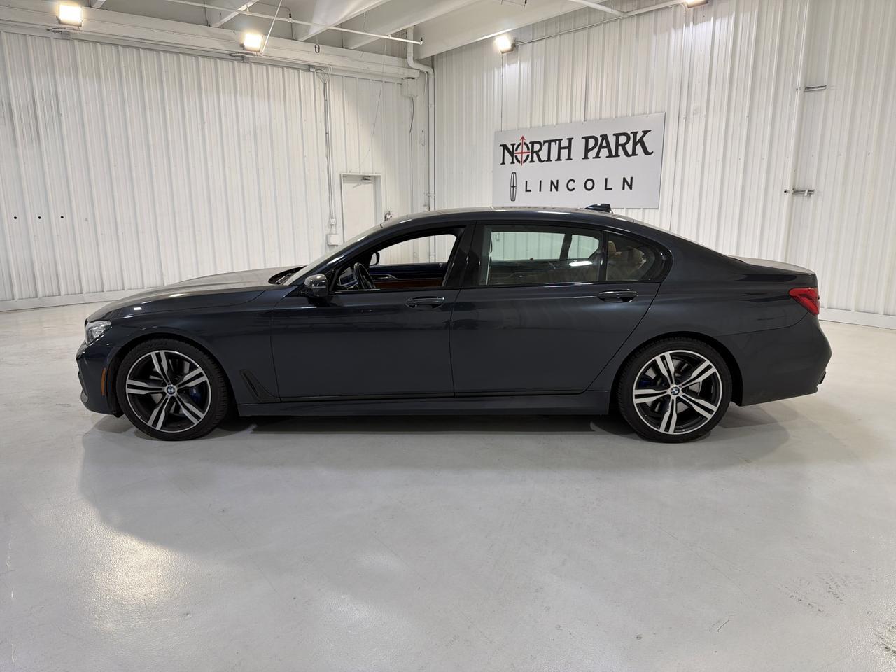 2017 BMW 7 Series 740i
