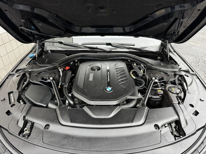 2017 BMW 7 Series 740i