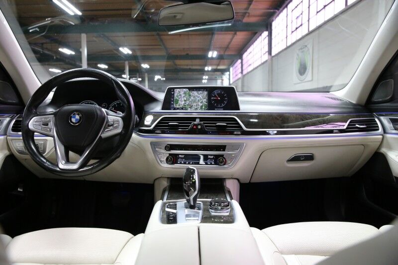 2017 BMW 7 Series 750i xDrive Plainview NY