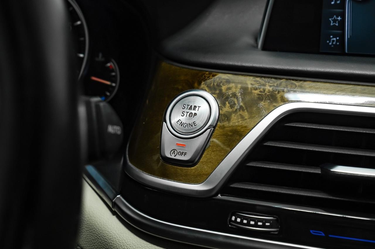 2017 BMW 740i xDrive AWD BLIND SPOT ASSIST SUNROOF LEATHER HEATED SEATS REAR CAMERA KEYLESS START BLUETOOTH Carrollton TX