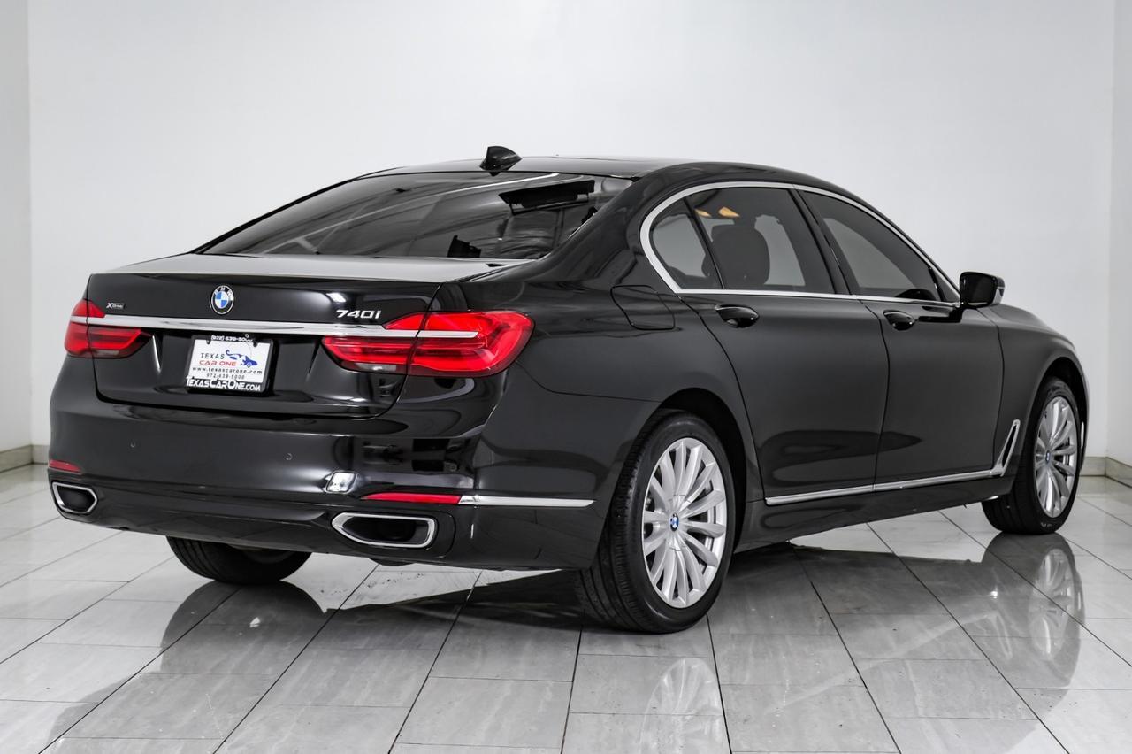 2017 BMW 740i xDrive AWD BLIND SPOT ASSIST SUNROOF LEATHER HEATED SEATS REAR CAMERA KEYLESS START BLUETOOTH Carrollton TX