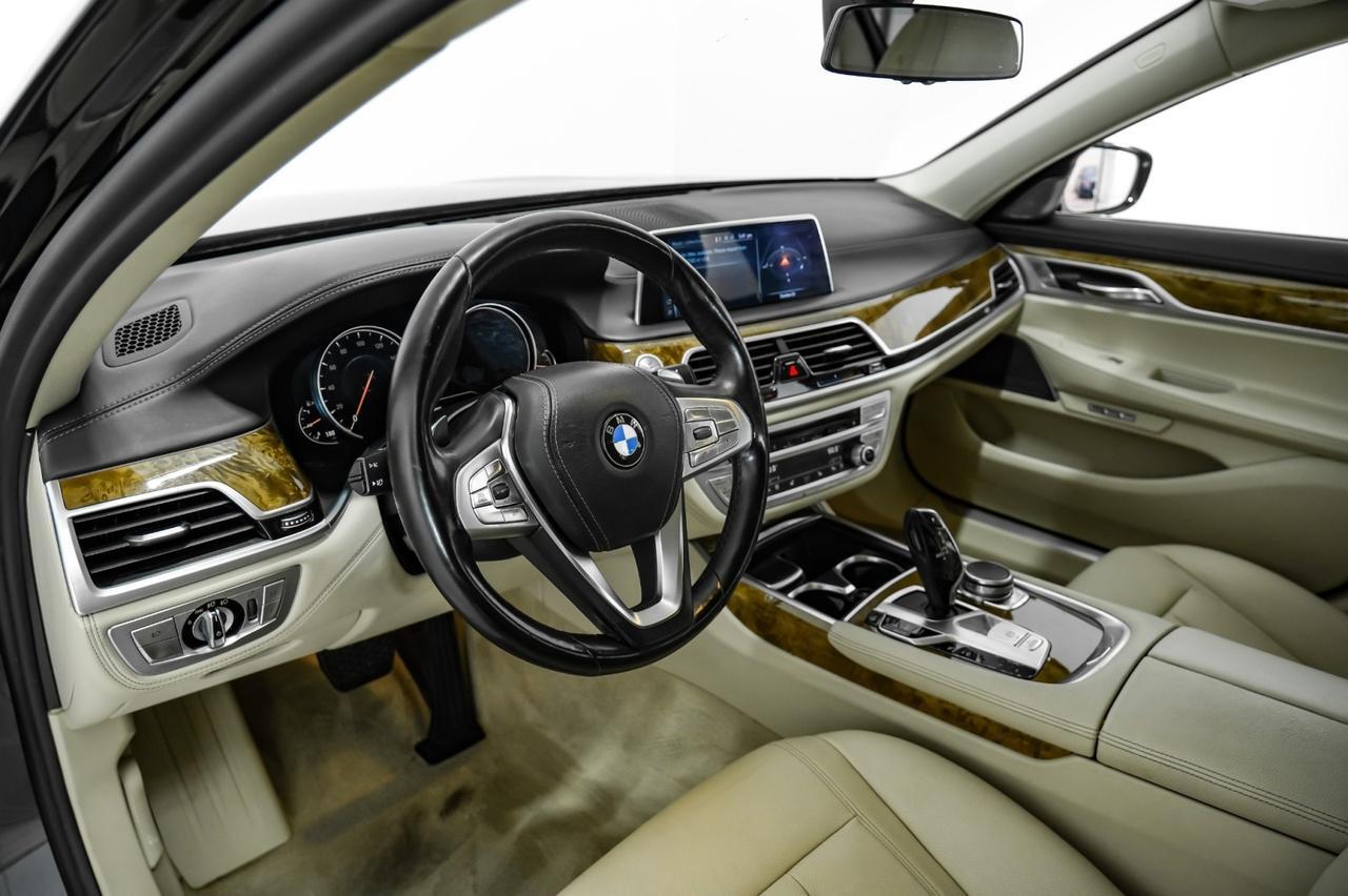 2017 BMW 740i xDrive AWD BLIND SPOT ASSIST SUNROOF LEATHER HEATED SEATS REAR CAMERA KEYLESS START BLUETOOTH Carrollton TX