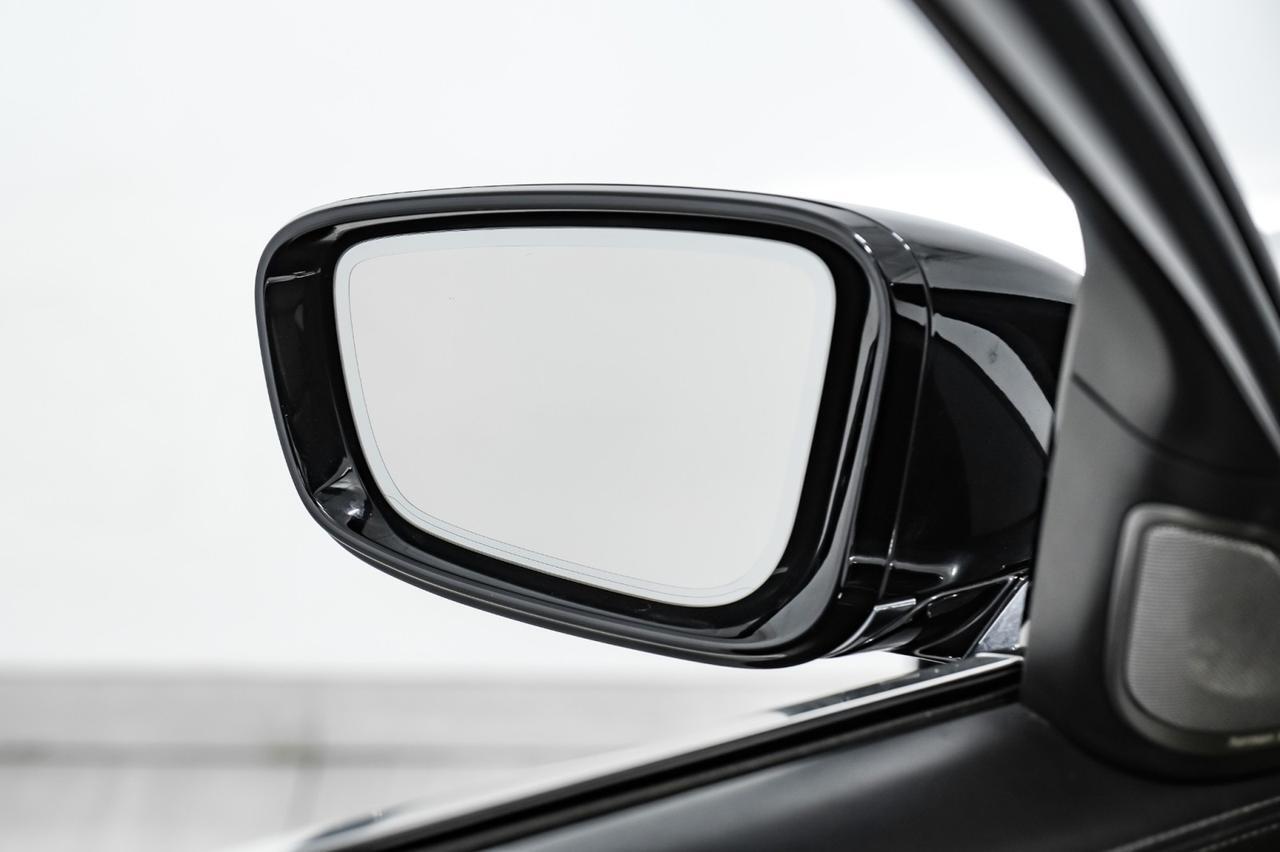 2017 BMW 740i xDrive AWD SUNROOF LEATHER HEATED SEATS REAR CAMERA KEYLESS START BLUETOOTH PADDLE SHIFTERS Carrollton TX