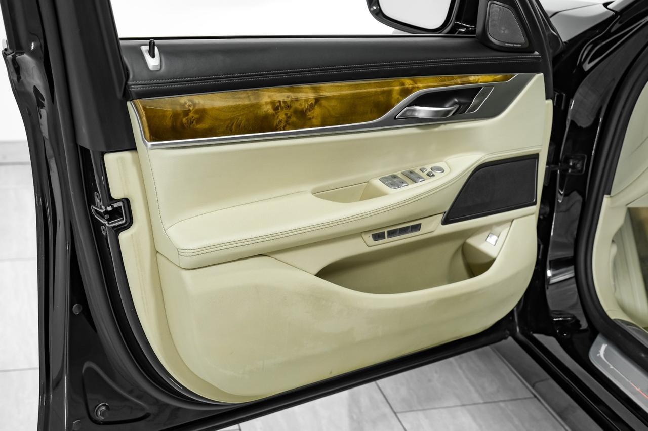 2017 BMW 740i xDrive AWD SUNROOF LEATHER HEATED SEATS REAR CAMERA KEYLESS START BLUETOOTH PADDLE SHIFTERS Carrollton TX