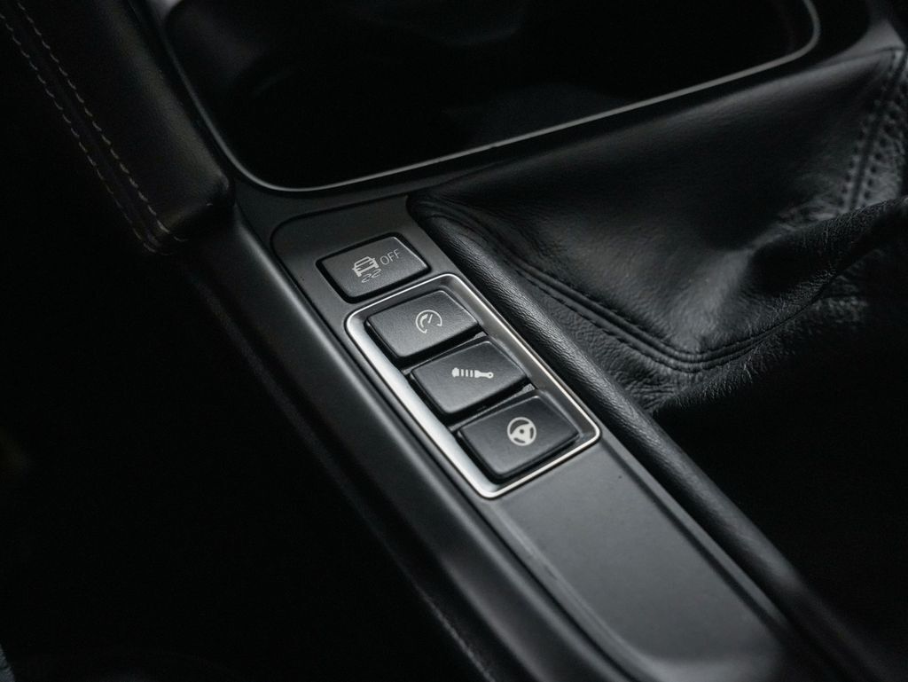 2017 BMW M3 6-Spd Manual Tigard OR