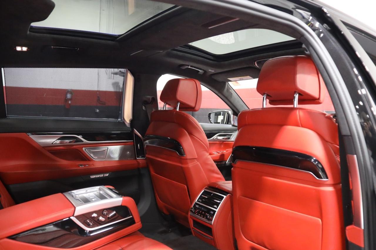 2017 BMW M760i xDrive V12 4dr Sedan Skokie IL