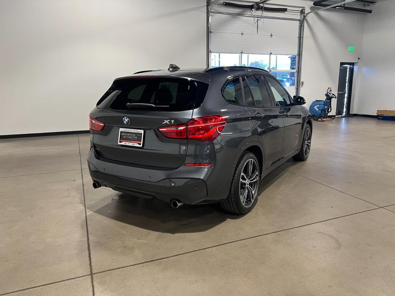 2017 Bmw X1 XDrive28i photo 2