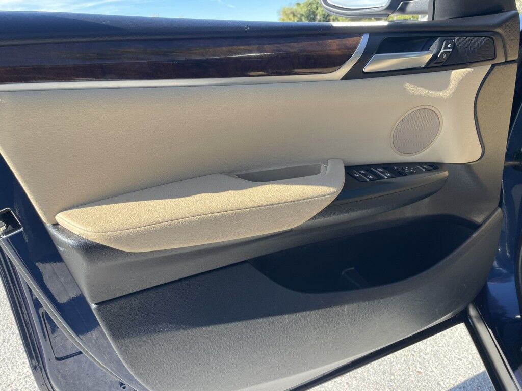 2017 BMW X3 sDrive28i~LOW MILES~EXCELLENT CONDITION~AUTO START/STOP~BLUETOOTH~DRIVER ASSISTANCE PACKEAGE~PANORAMIC MOONROOF / SUNROOF~TRAILER HITCH Sarasota FL