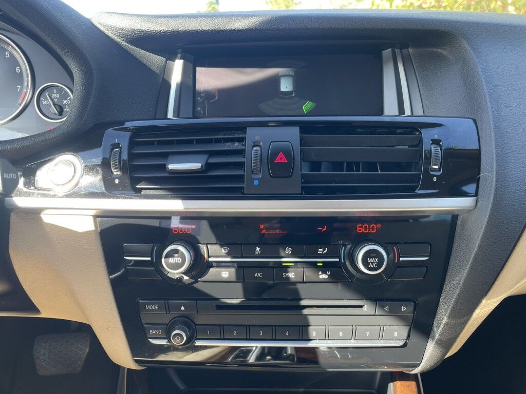 2017 BMW X3 sDrive28i~LOW MILES~EXCELLENT CONDITION~AUTO START/STOP~BLUETOOTH~DRIVER ASSISTANCE PACKEAGE~PANORAMIC MOONROOF / SUNROOF~TRAILER HITCH Sarasota FL