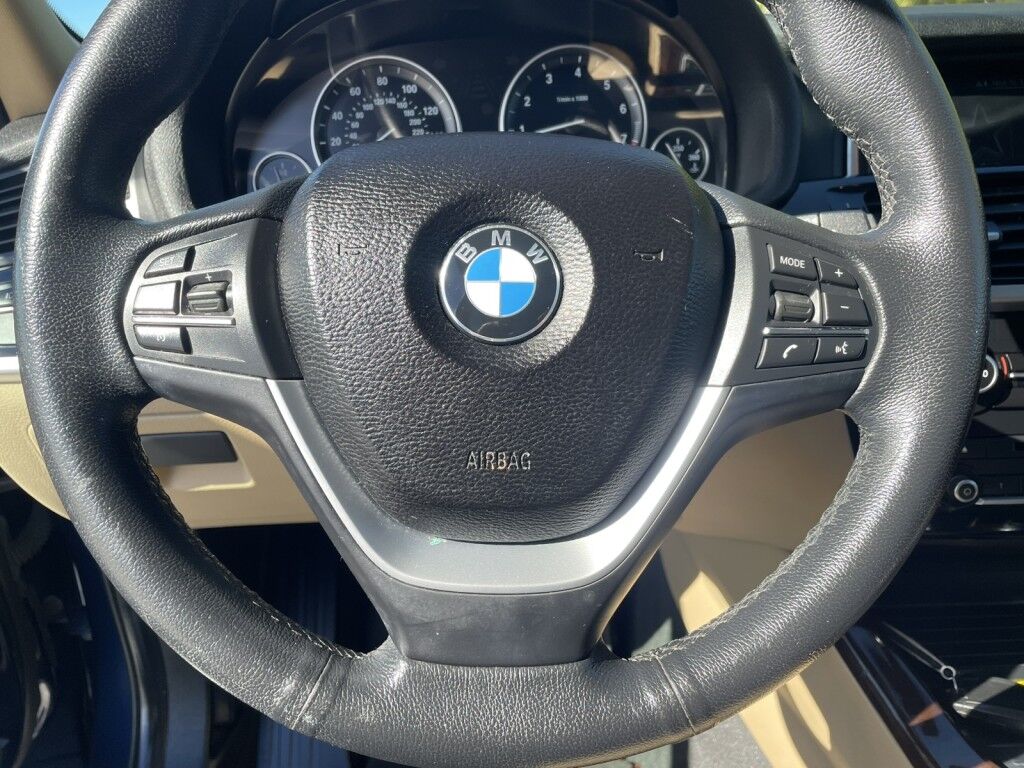 2017 BMW X3 sDrive28i~LOW MILES~EXCELLENT CONDITION~AUTO START/STOP~BLUETOOTH~DRIVER ASSISTANCE PACKEAGE~PANORAMIC MOONROOF / SUNROOF~TRAILER HITCH Sarasota FL