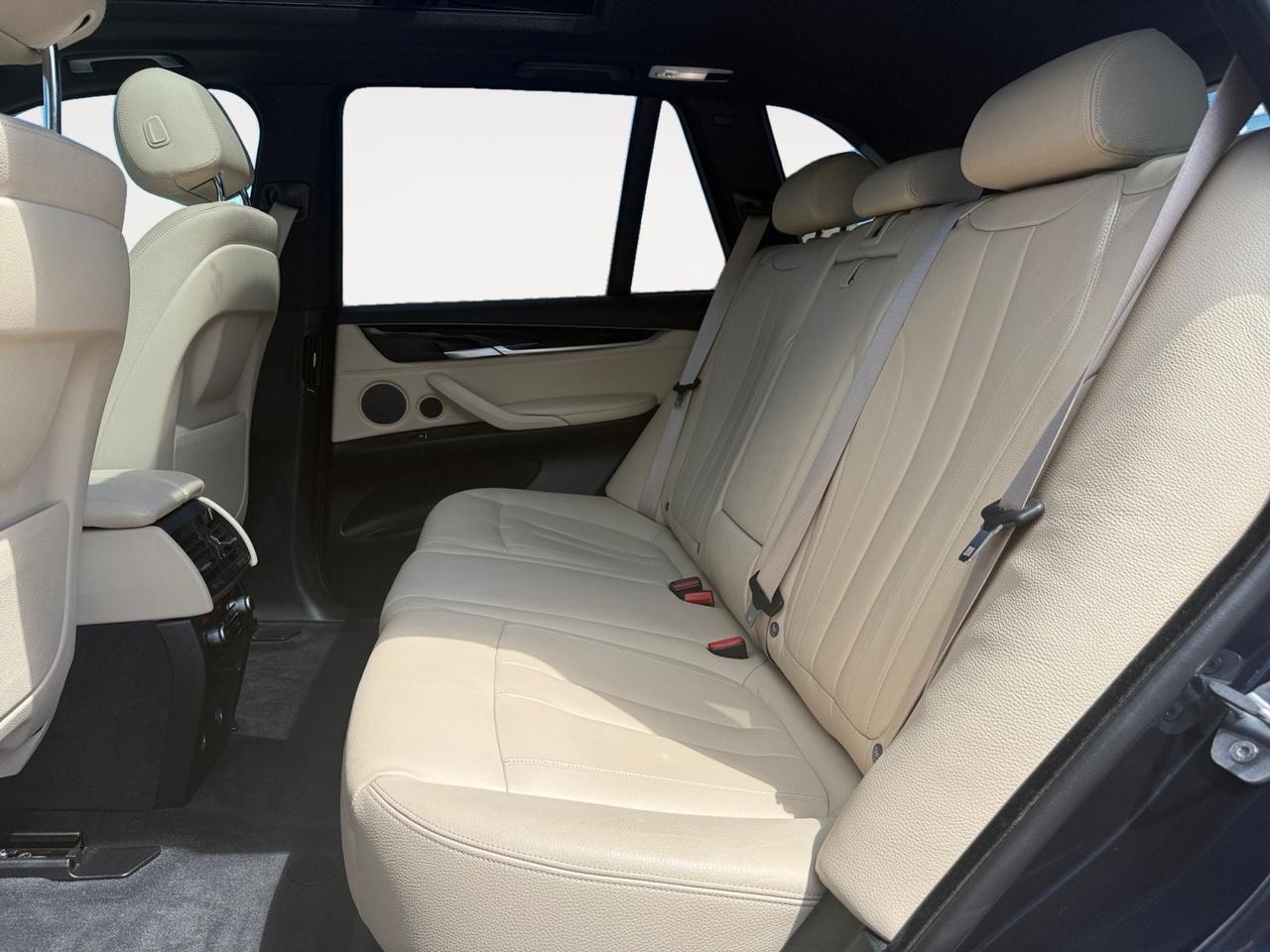 2017 BMW X5 xDrive35i, HEATED SEATS, BLUETOOTH, MOONROOF POWER FOLDING MIRRORS, POWER LIFTGATE, TINTED GLASS, POWER MIRRORS, REMOTE KEYLESS ENTRY, RUNNING BOARDS, CLEAN CARFAX, LOW MILES! Norfolk VA
