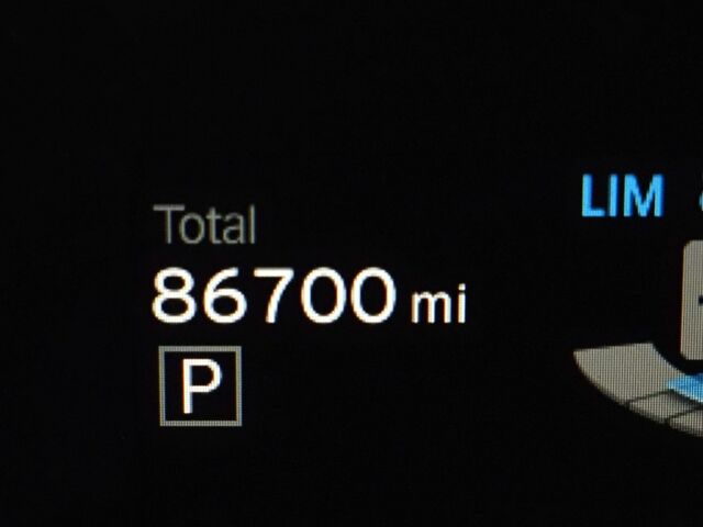 2017 BMW i3 Giga World w/Range Extender *MOONROOF, NAVIGATION, DRIVING ASSISTANT, ADAPTIVE CRUISE, LEATHER, HEATED SEATS, COMFORT ACCESS, HARMAN/KARDON, BLUETOOTH PHONE & AUDIO Round Rock TX