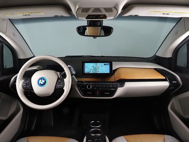 2017 BMW i3 Giga World w/Range Extender *MOONROOF, NAVIGATION, DRIVING ASSISTANT, ADAPTIVE CRUISE, LEATHER, HEATED SEATS, COMFORT ACCESS, HARMAN/KARDON, BLUETOOTH PHONE & AUDIO Round Rock TX
