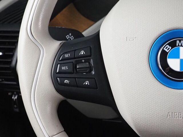 2017 BMW i3 Giga World w/Range Extender *MOONROOF, NAVIGATION, DRIVING ASSISTANT, ADAPTIVE CRUISE, LEATHER, HEATED SEATS, COMFORT ACCESS, HARMAN/KARDON, BLUETOOTH PHONE & AUDIO Round Rock TX