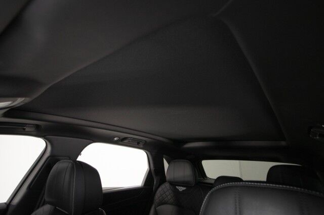 2017 Bentley Bentayga W12 ($258,115 MSRP) *ONLY 14,000 MILES* *1-OWNER SINCE NEW* *LOADED* San Diego CA