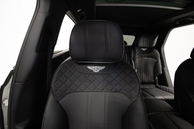 2017 Bentley Bentayga W12 ($258,115 MSRP) *ONLY 14,000 MILES* *1-OWNER SINCE NEW* *LOADED* San Diego CA